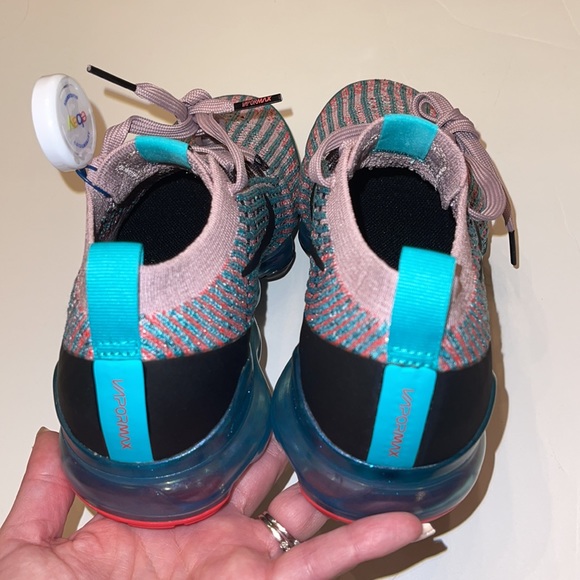 🖤SOLD🖤 NWT Nike Air VaporMax south beach - Picture 6 of 10